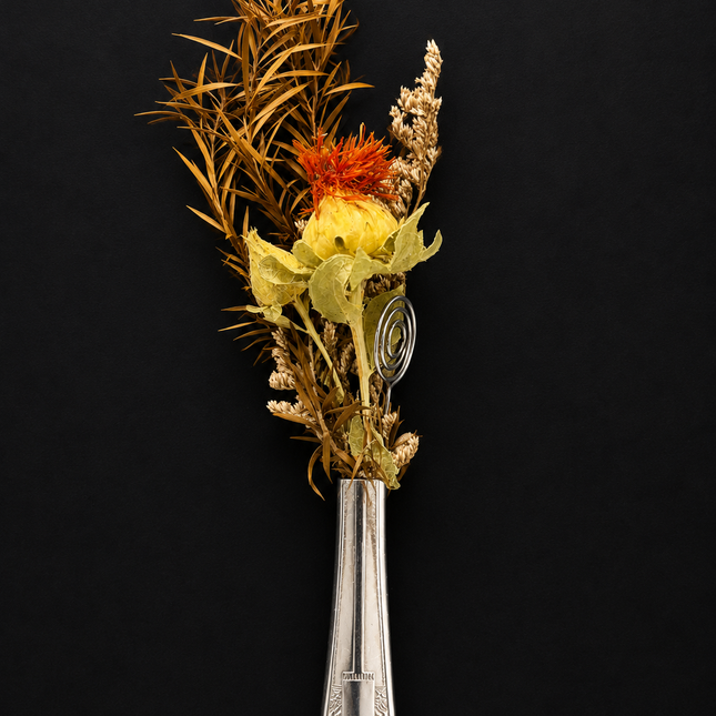 Bloom & Blade | Tall Vintage Bud Vase Magnet — Reclaimed Wild™