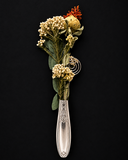 Bloom & Blade | Tall Vintage Bud Vase Magnet — Reclaimed Wild™