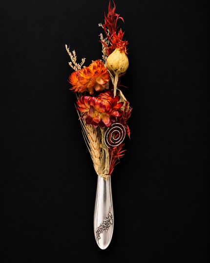 Bloom & Blade | Tall Vintage Bud Vase Magnet — Reclaimed Wild™