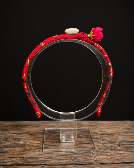 Crowned Band Series™: Small (Refined Accent) | 6