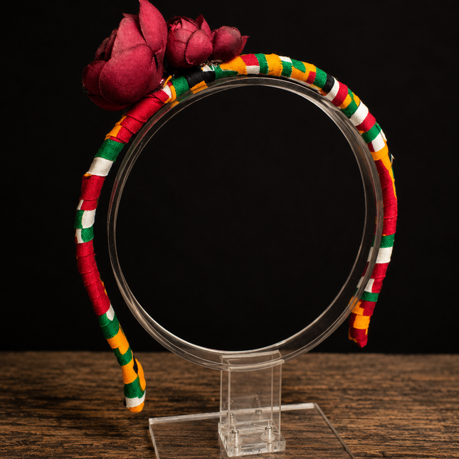 Crowned Band Series™: Small (Refined Accent)