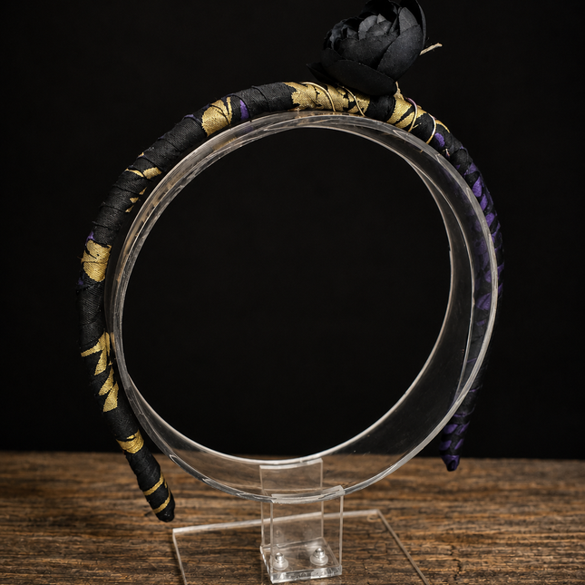 Crowned Band Series™: Small (Refined Accent)