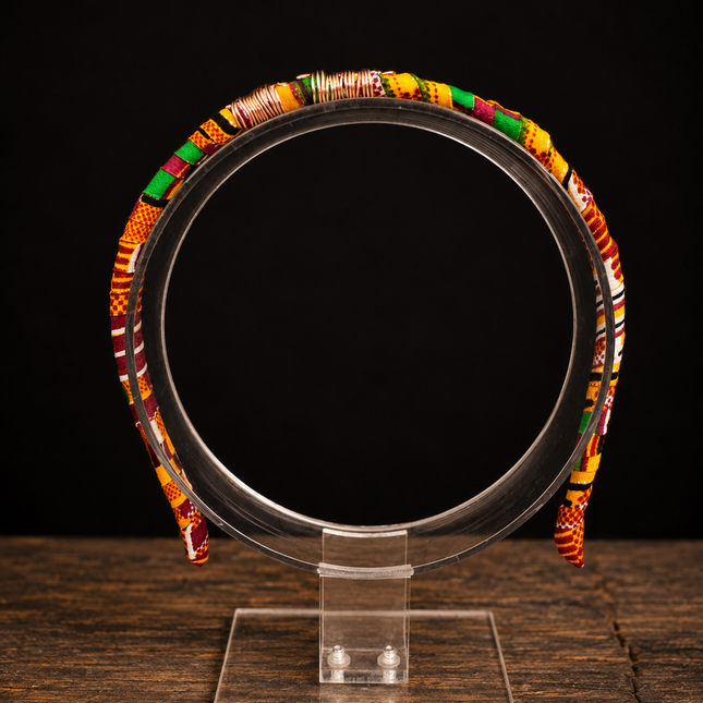 Crowned Band Series™: Small (Refined Accent)