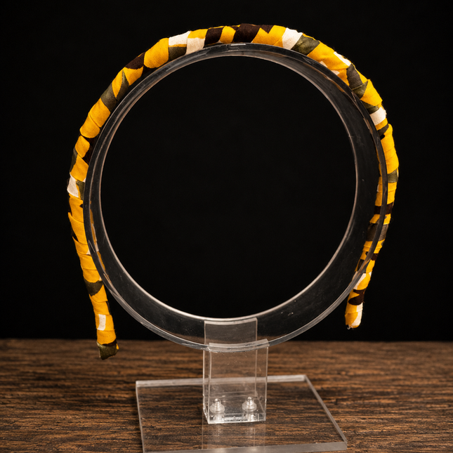 Crowned Band Series™: Small (Refined Accent)