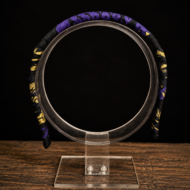 Crowned Band Series™: Small (Refined Accent)