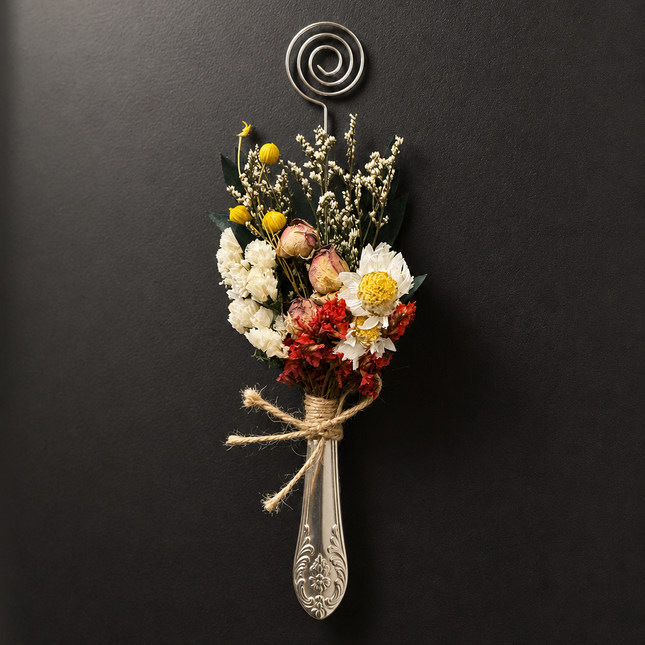 Bloom & Blade | Vintage Bud Vase Magnet — Reclaimed Wild™
