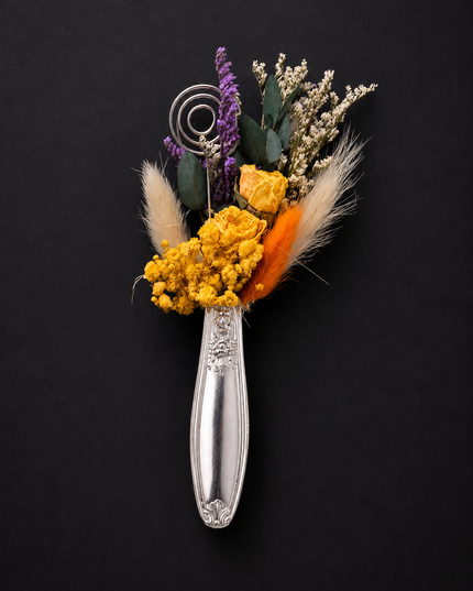 Bloom & Blade | Vintage Bud Vase Magnet — Reclaimed Wild™