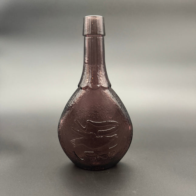 Unique Finds™ - Collected Decorative Vessels & Objects