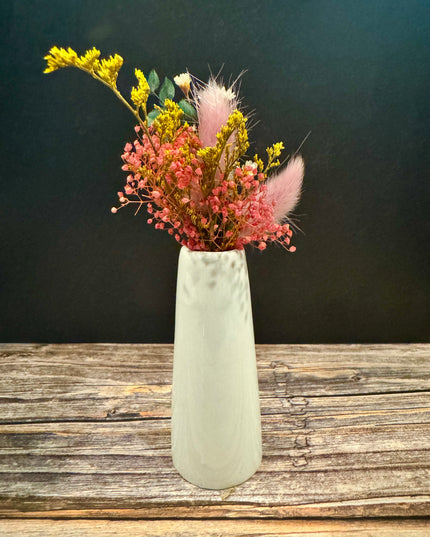 Mini Dried Floral Vases & Wood Gift Tag