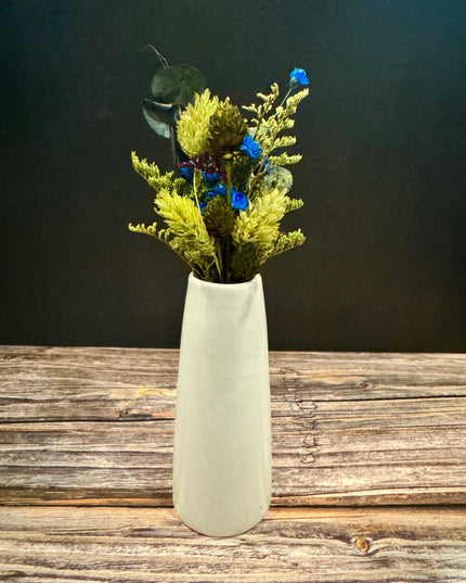 Mini Dried Floral Vases & Wood Gift Tag