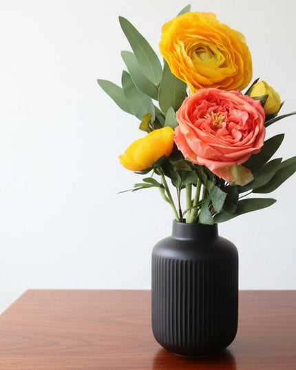 Ranunculus & Rose Bundles | Signature