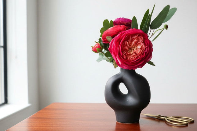 Ranunculus & Rose Bundles | Signature