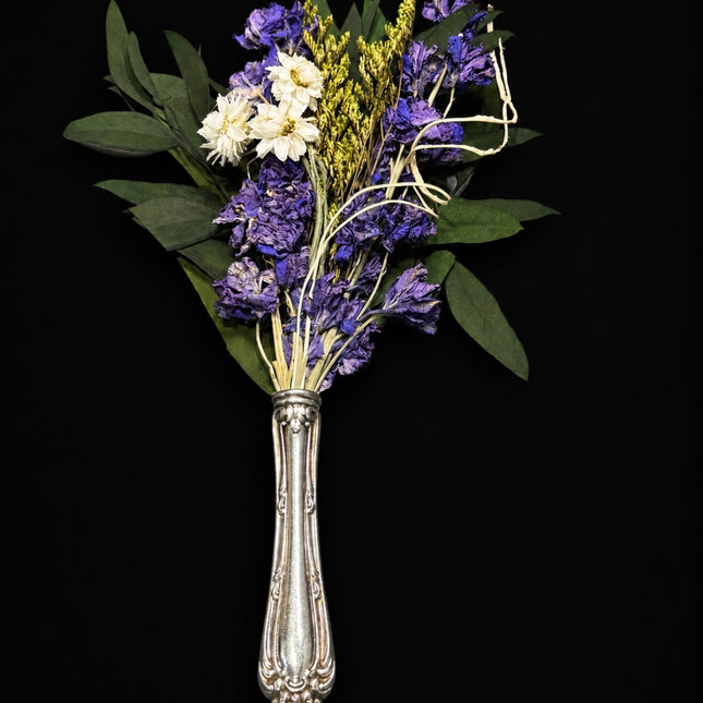 Bloom & Blade | XL Vintage Bud Vase Magnet — Reclaimed Wild™