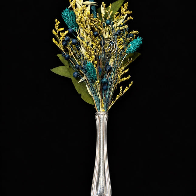Bloom & Blade | XL Vintage Bud Vase Magnet — Reclaimed Wild™