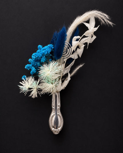 Bloom & Blade | Vintage Bud Vase Magnet — Reclaimed Wild™