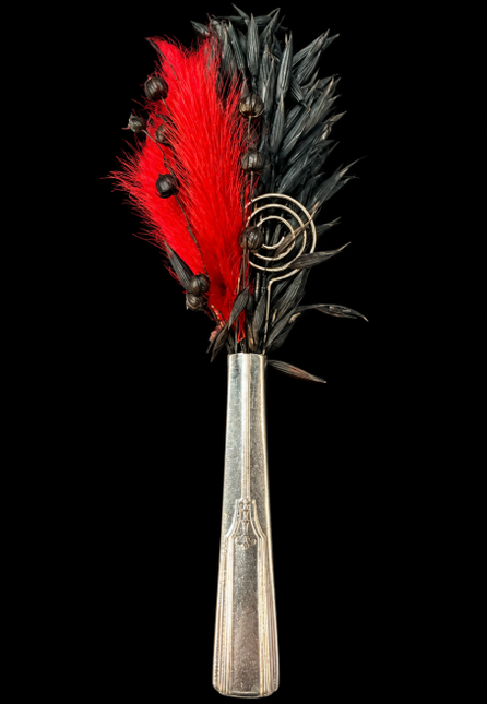 Bloom & Blade | Tall Vintage Bud Vase Magnet — Reclaimed Wild™