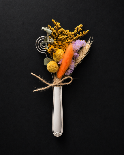 Bloom & Blade | Vintage Bud Vase Magnet — Reclaimed Wild™