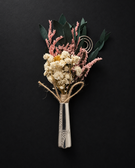 Bloom & Blade | Vintage Bud Vase Magnet — Reclaimed Wild™