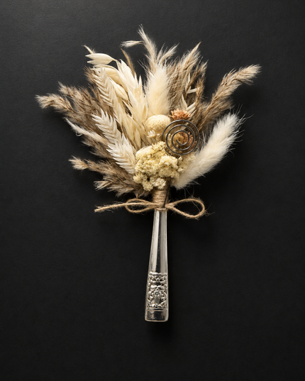 Bloom & Blade | Vintage Bud Vase Magnet — Reclaimed Wild™