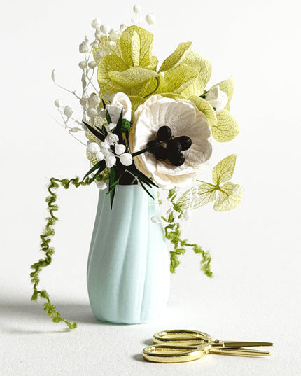 Little Garden Wild | The Stocking Bouquet