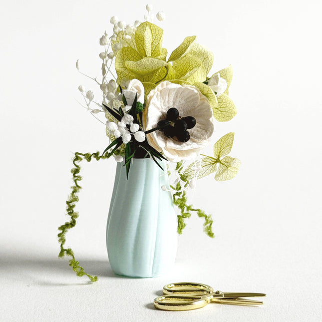 Little Garden Wild | The Stocking Bouquet